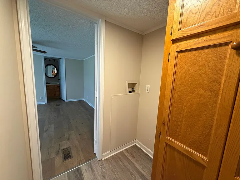 3245 Wilkesboro Hwy — Photo 5
