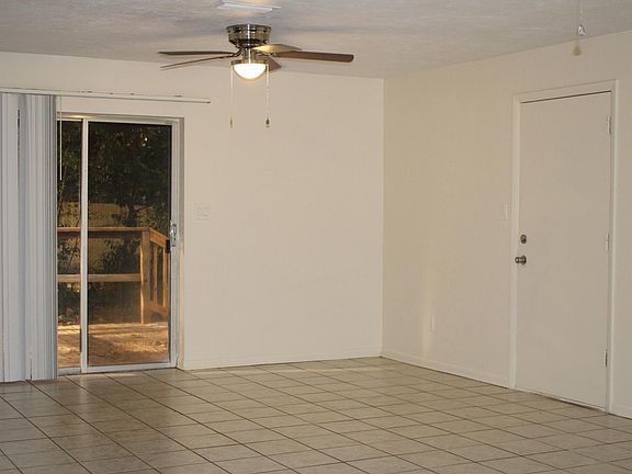 5th image of 18652 NW 243rd Ter