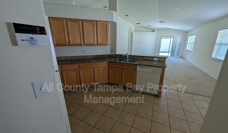 25820 Crippen Dr — Photo 10