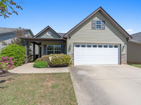 627 Clarion Ct, Boiling Springs, SC 29316