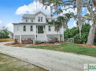 50 Moon River Dr, Savannah, GA 31406