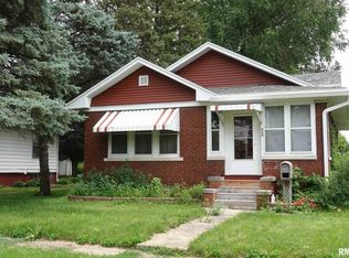 649 Arnold St, Galesburg, IL 61401
