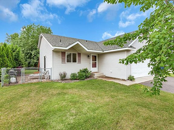 3rd image of 2717 Shannon Pl