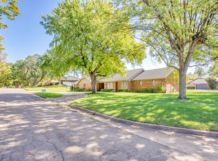 2725 Bob White Ln, Enid, OK 73703