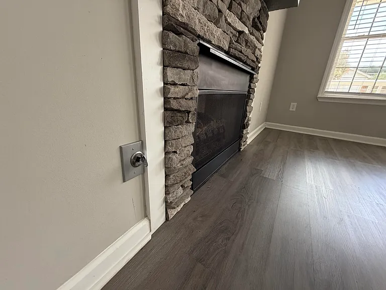 219 Long Creek Dr — Photo 6