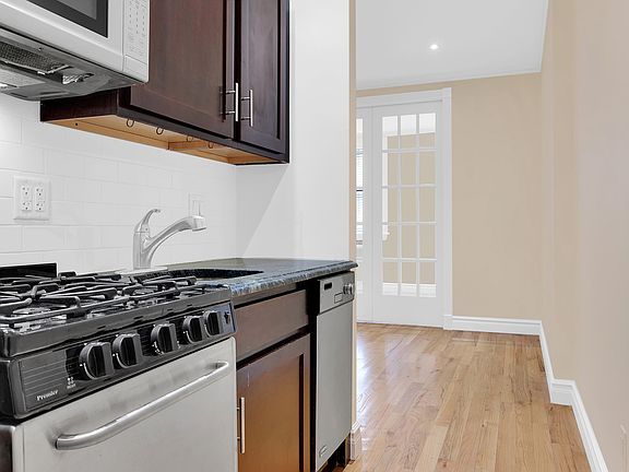 5th image of 404 E 88th St APT 3E