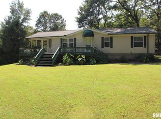 35 Beaver Point, Goreville, IL 62939