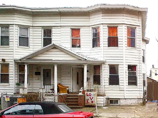 Sold by Awaye Realty Management LLC | media 1