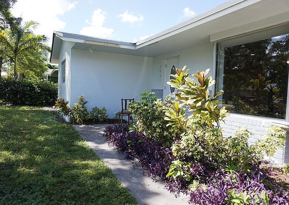 1st image of 1061 NW 21st St