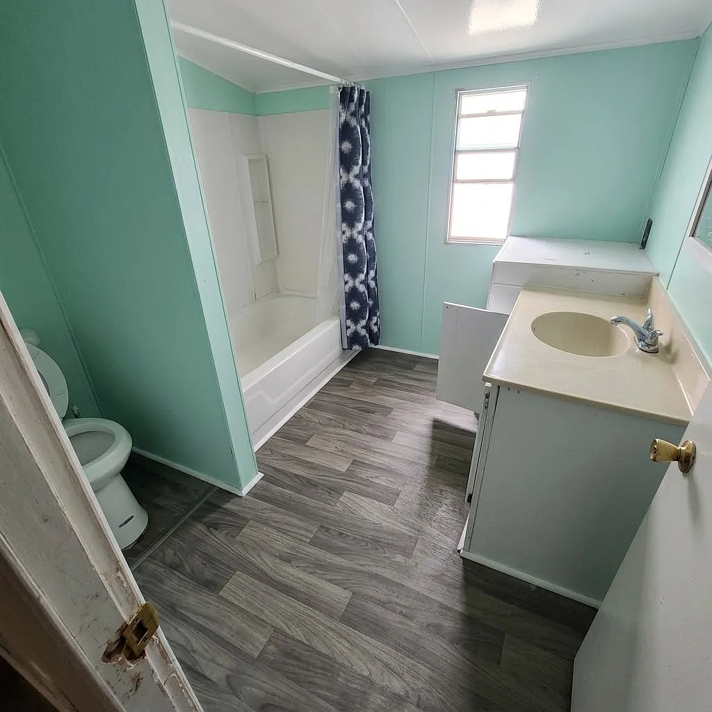 2 bed, 720 sqft, $1,000 — Photo 3