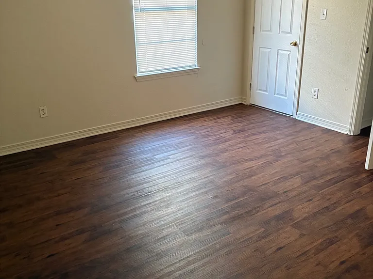 5511 Quail Creek Cir — Photo 6