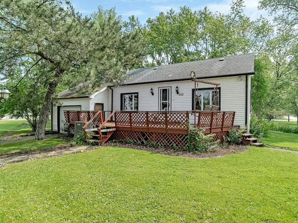 302 Wabash Ave, Campus, IL 60920