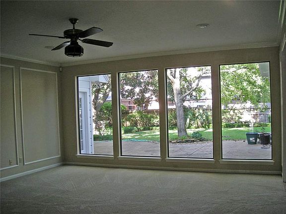 3rd image of 2803 Forest Garden Dr