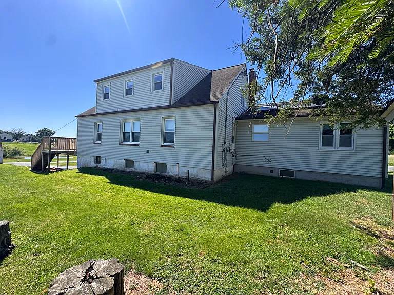 360 Chrome Rd — Photo 4