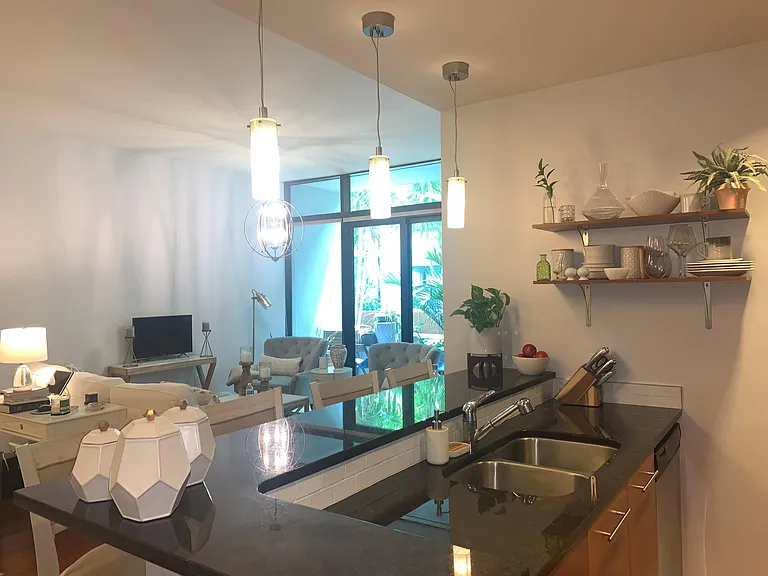 400 4th Ave S #104 — Photo 20