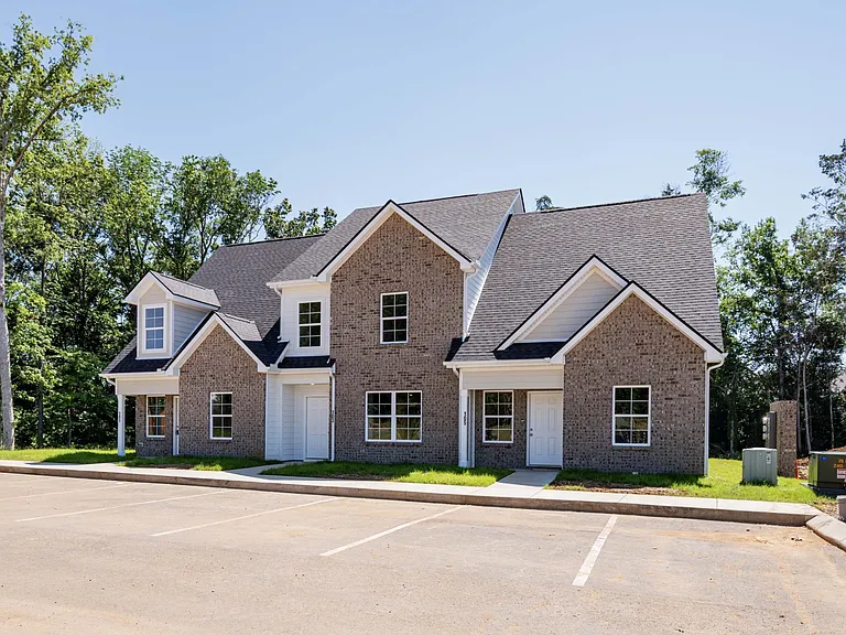 101 Mountaindale Dr — Photo 1