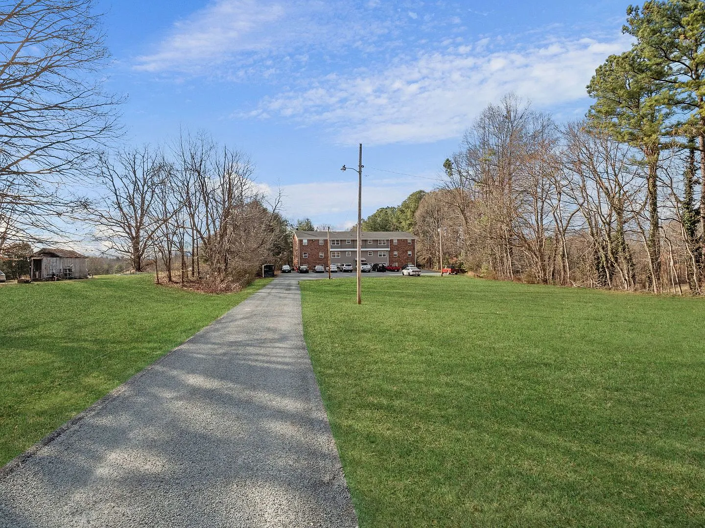 South Garden Apartments — Photo 4