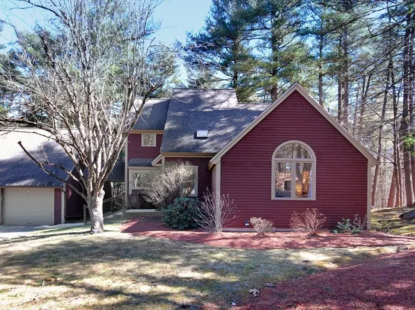 13 Woodridge Ln, Westford, MA 01886
