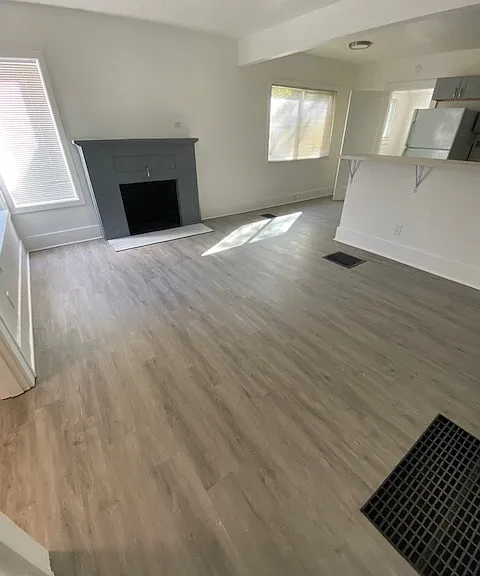 706 SW Taylors Ferry Rd — Photo 4
