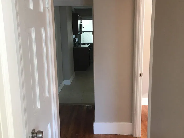 77 Winthrop Ave — Photo 8