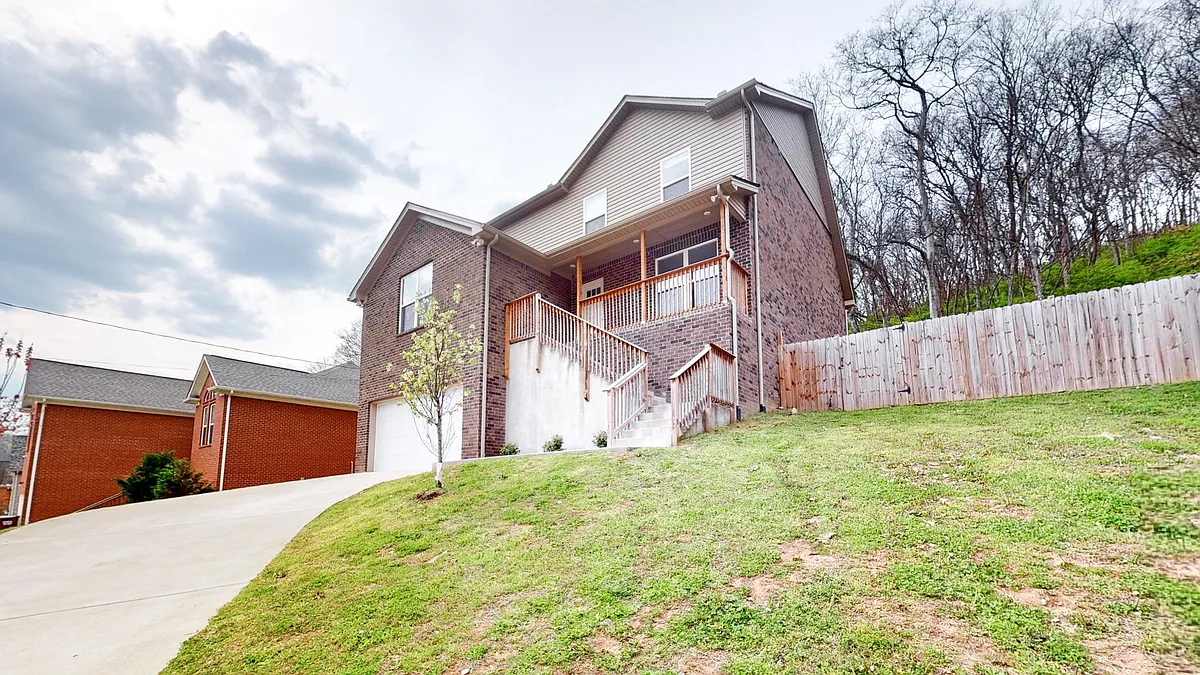 Building Photo - 213 Indian Summer Ct