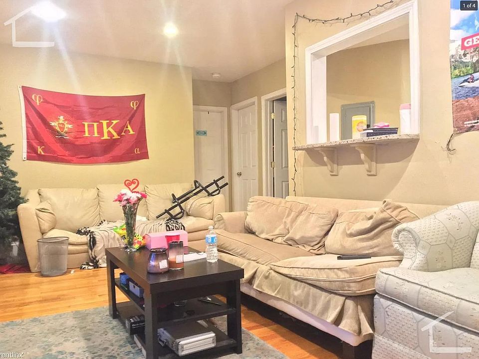 2nd image of 66 Egmont St #18