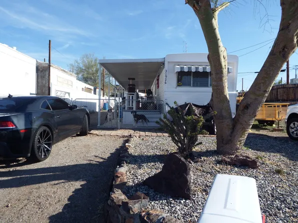 31926 Carefree Dr, Parker, AZ 85344