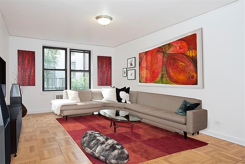 1st image of 305-313 W 18th St #1J