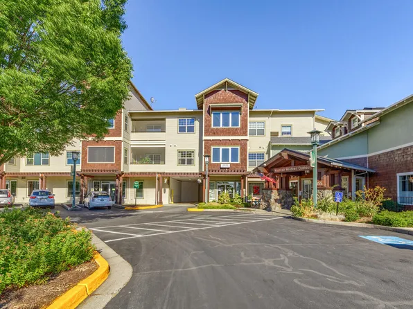 949 Golden Aspen Pl, Ashland, OR 97520