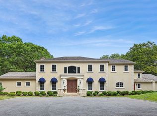 1 Terrys Trl, East Hampton, NY 11937