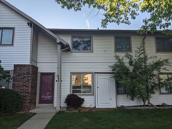 2nd image of 7220 Bluewater Dr APT 136