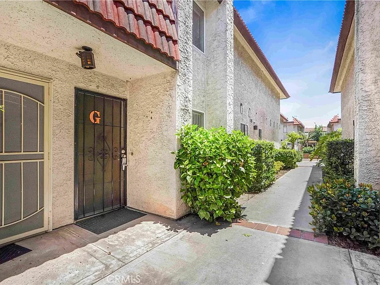 1717 S San Gabriel Blvd #G — Photo 15