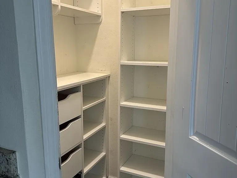 316 Merlin Ct — Photo 20