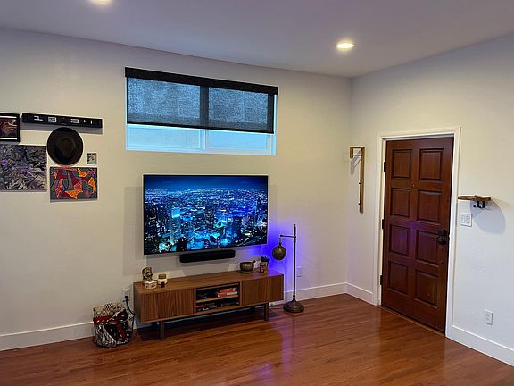 4th image of 4454 32nd St