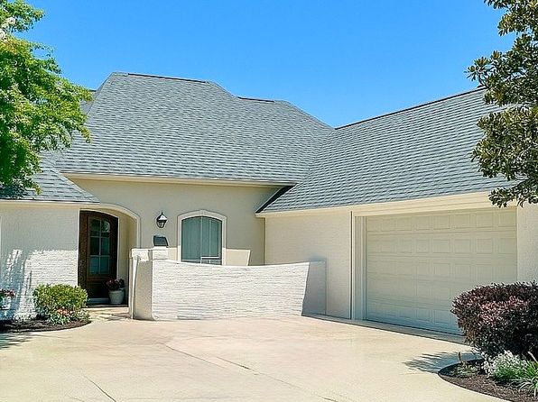 14615 Grapevine Dr