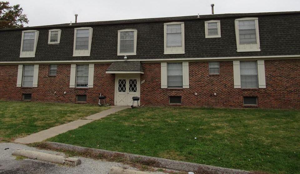 1st image of 8705 Countryshire Ln APT 4