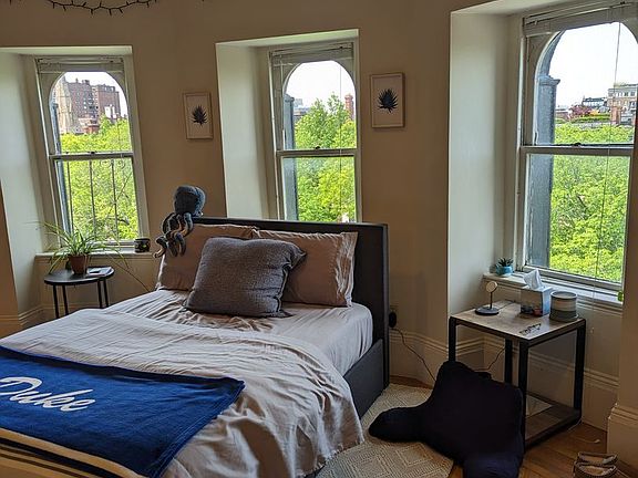 5th image of 16 Commonwealth Ave APT 11
