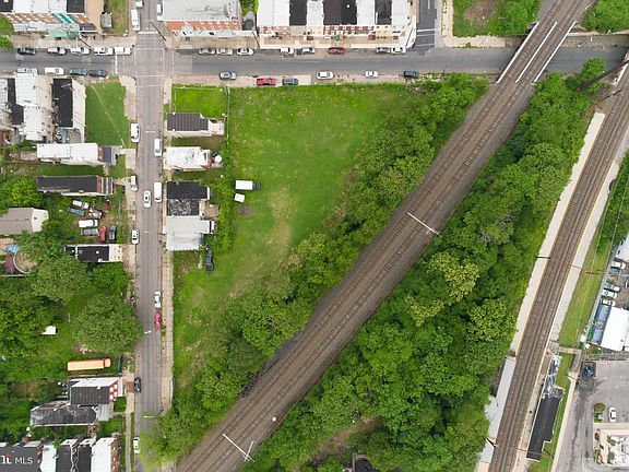 3rd image of 3242 N 21st St