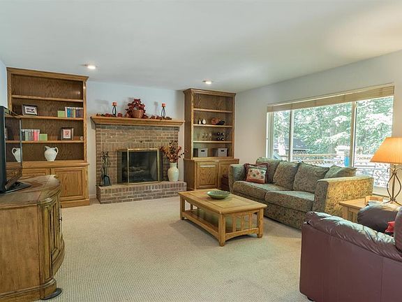 4th image of 1296 Avalon Dr