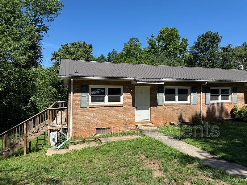 2320 Shade Tree St #1