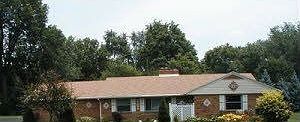 3rd image of 4832 Far Hills Ave