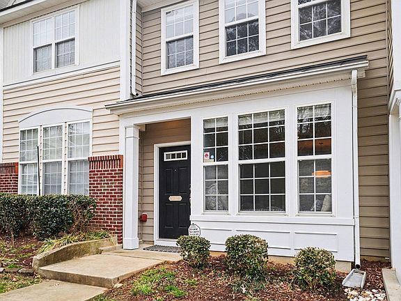 2nd image of 5312 Silver Moon Ln