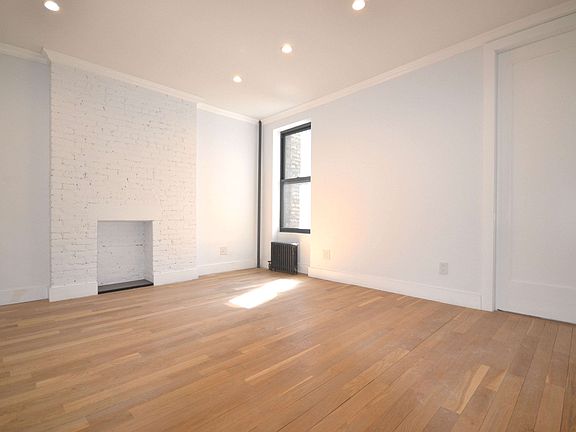 2nd image of 228 E 27th St APT 2D