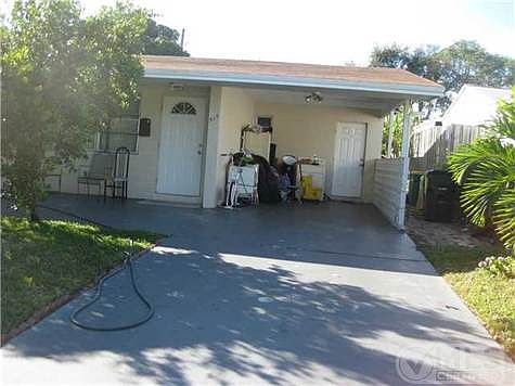 1st image of 515 N C St