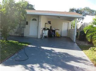 515 N C St, Lake Worth, FL 33460