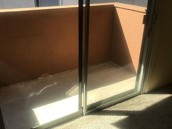 5th image of 6042 Cadillac Ave #6