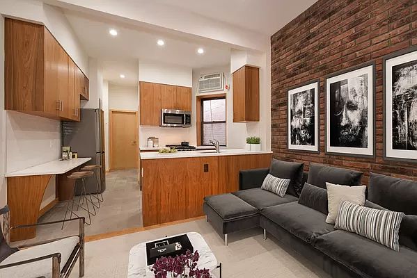 1st image of 100 Suffolk St APT 4D