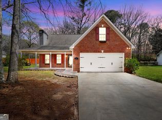 206 Pebble Creek Dr, McDonough, GA
