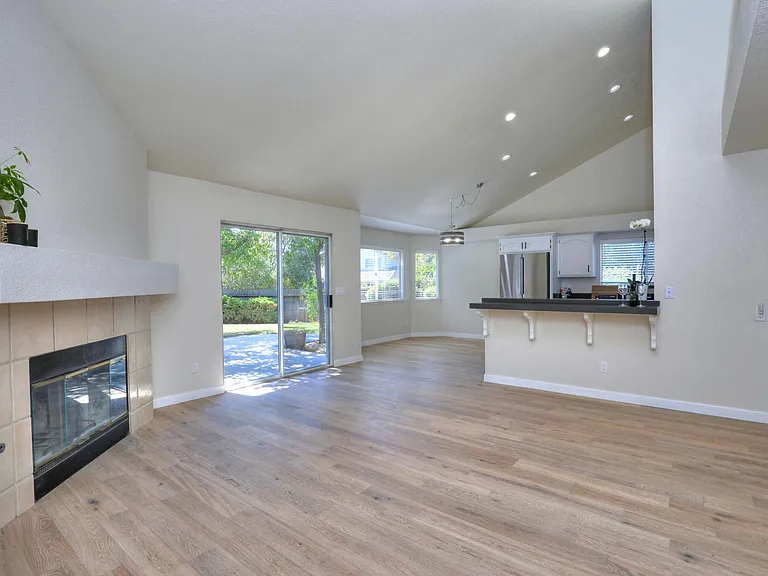 1494 Aarhus Dr — Photo 10