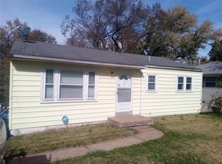 321 Ruggles Rd, Saint Louis, MO 63135